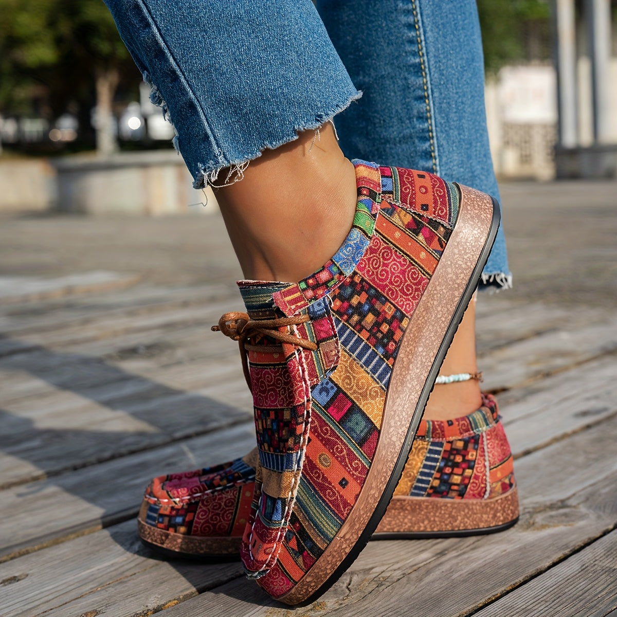 Berrit | Fargerike retro damesko