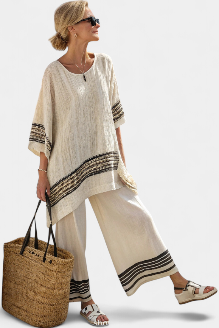 Mirthe | Lett todelt sett med striper og oversize passform