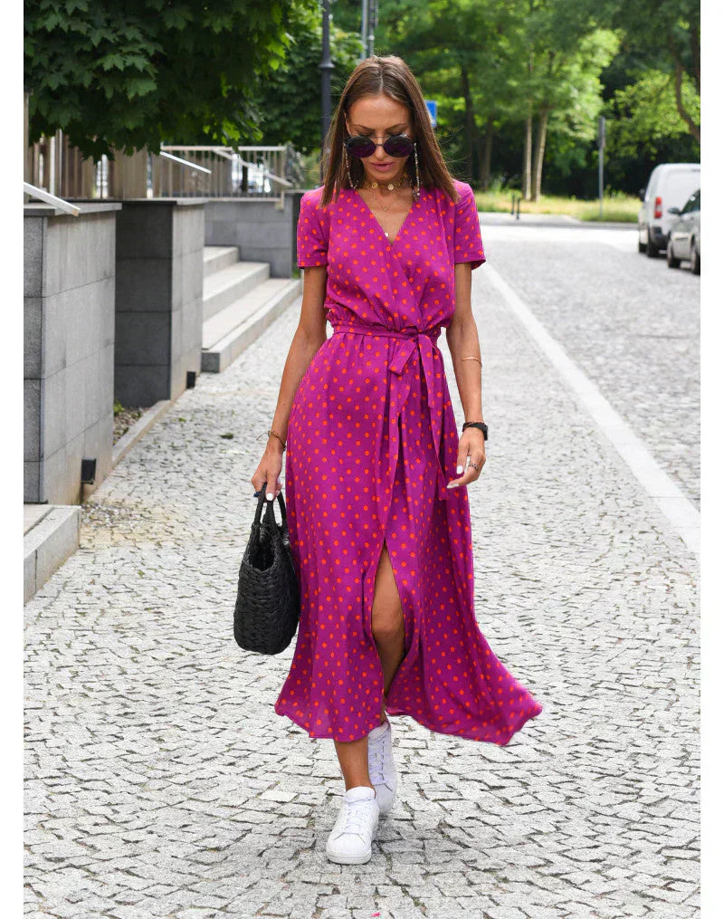 Sif | Elegant kjole med V-hals