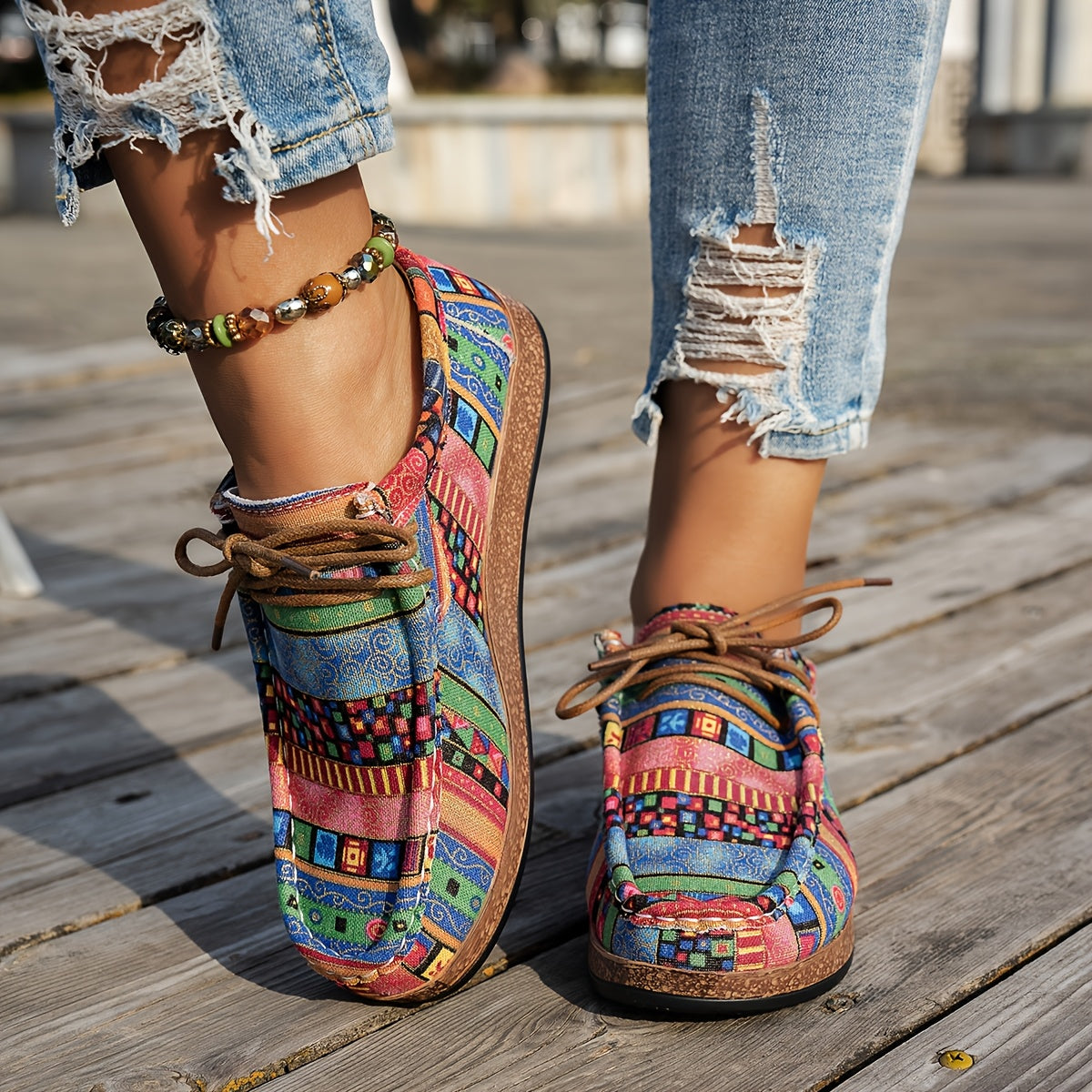 Berrit | Fargerike retro damesko