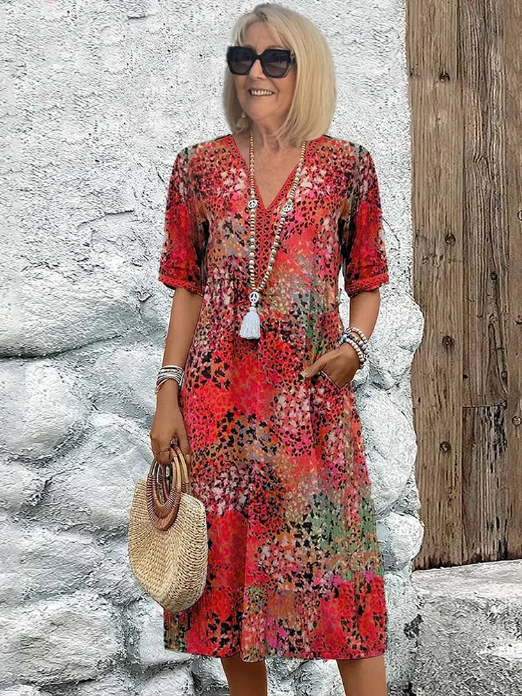 Helle | Blomstret kjole med behagelig snitt